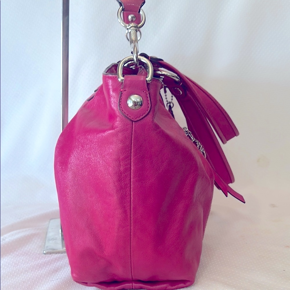 RARE COACH POPPY ROCKER LEGACY Leather Bag with long strap & charm - Picture 5 of 15
